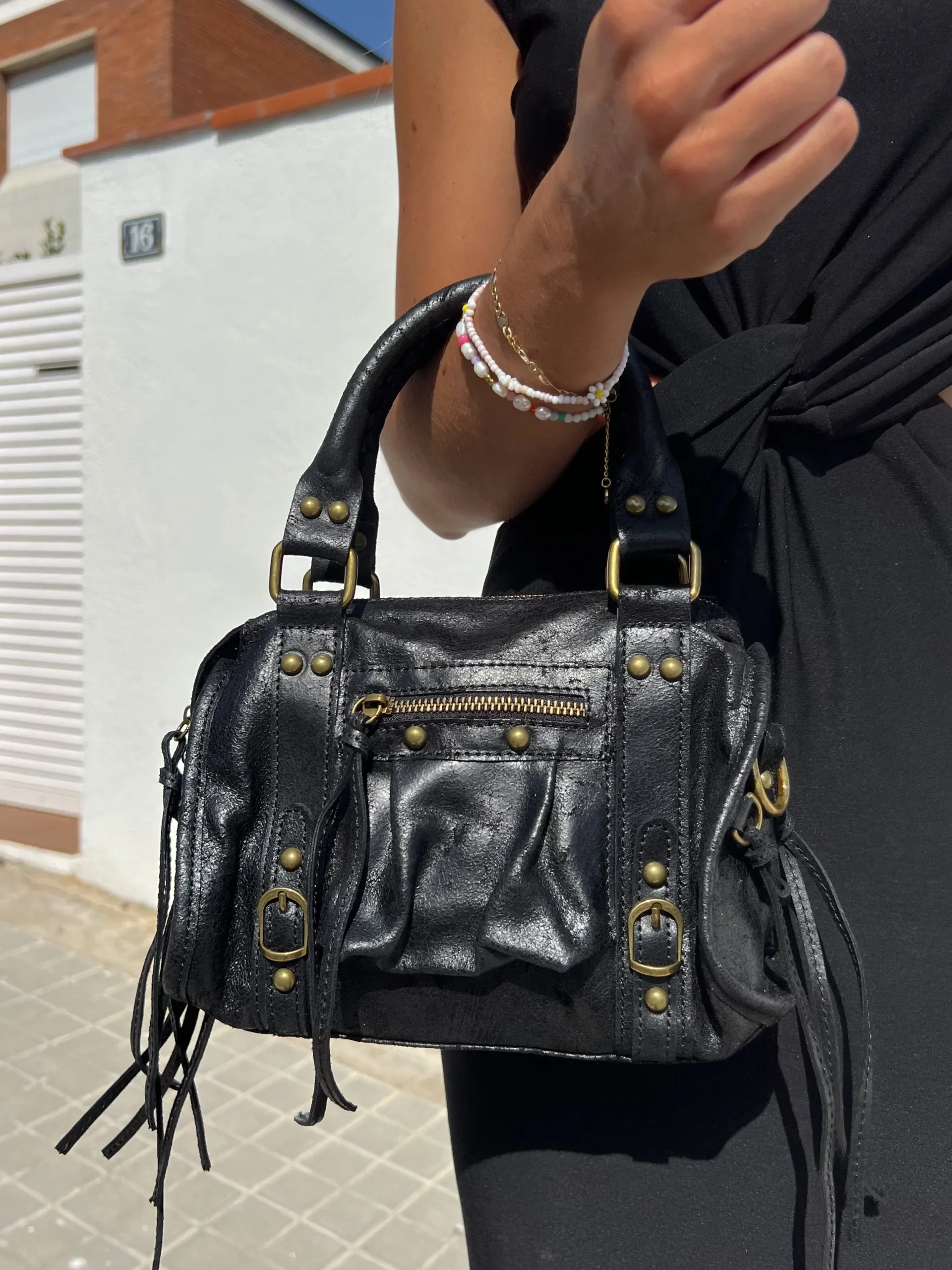 Bolso hebillas piel mate negro