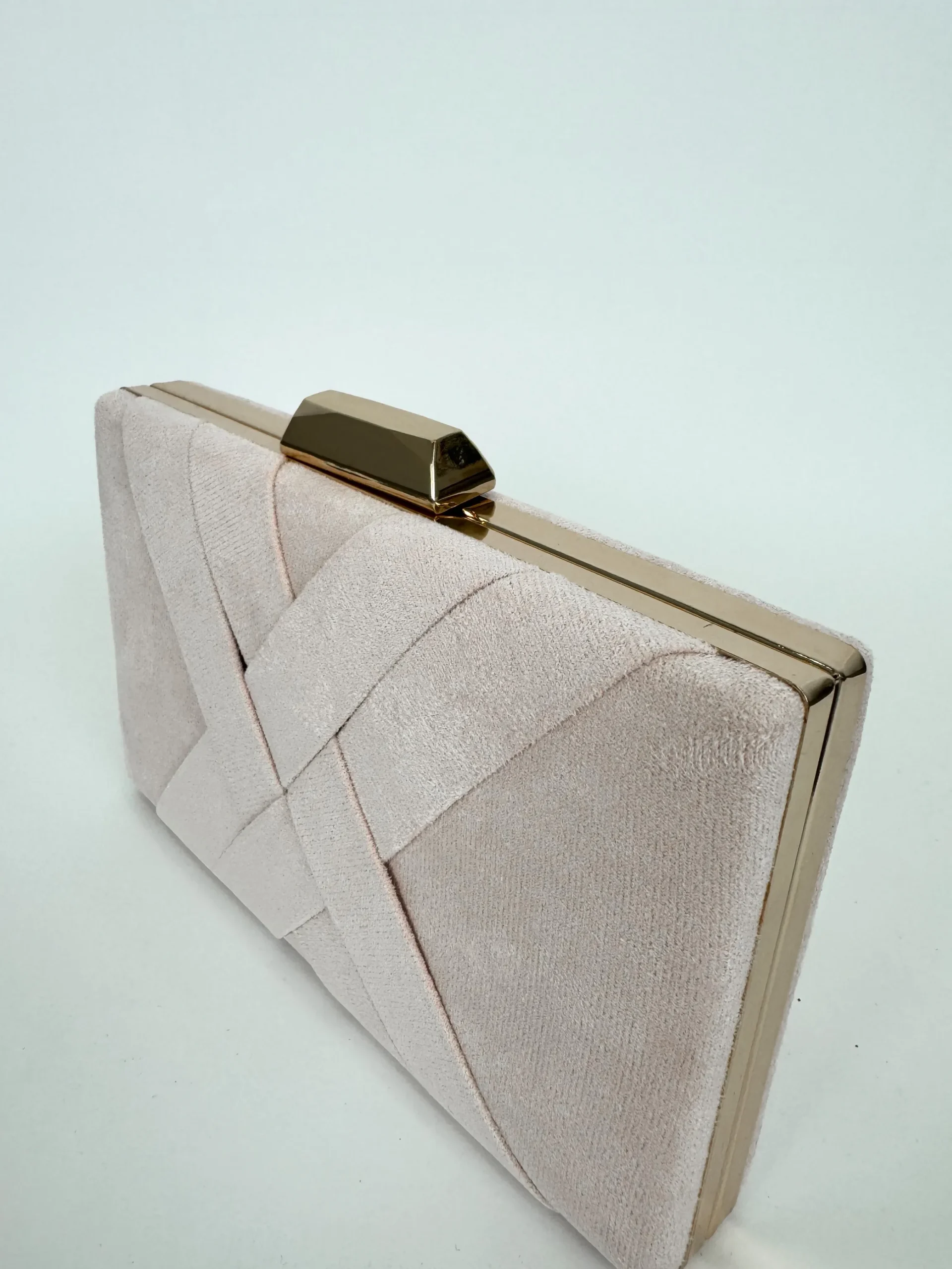 Clutch trenzado rosa