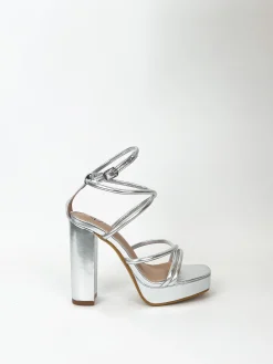 Sandalia plataforma cordón redondo plata